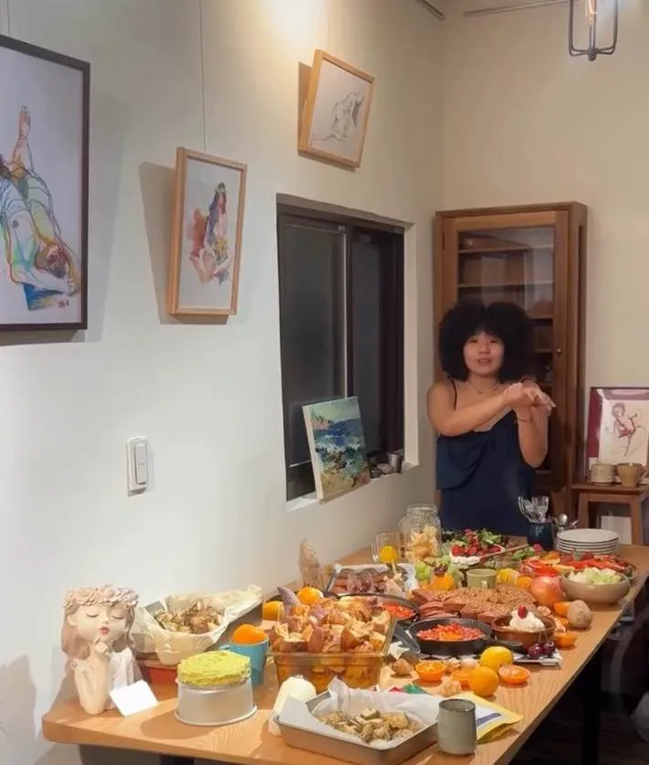 展覽開幕酒會餐桌